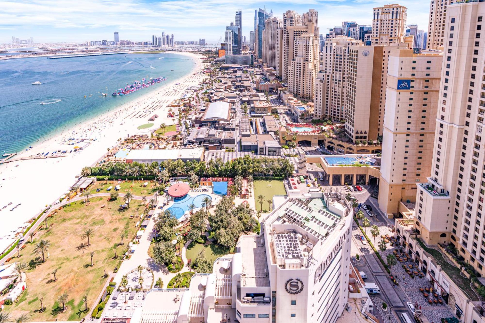 Apartment Jbr With Incredible View & Private
