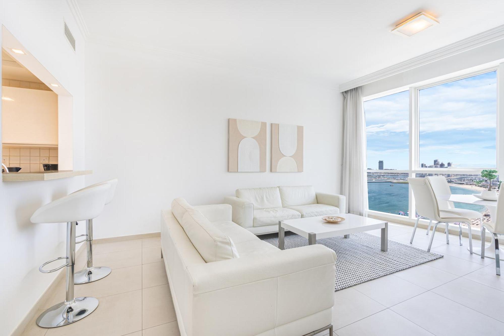 Jbr With Incredible View & Private