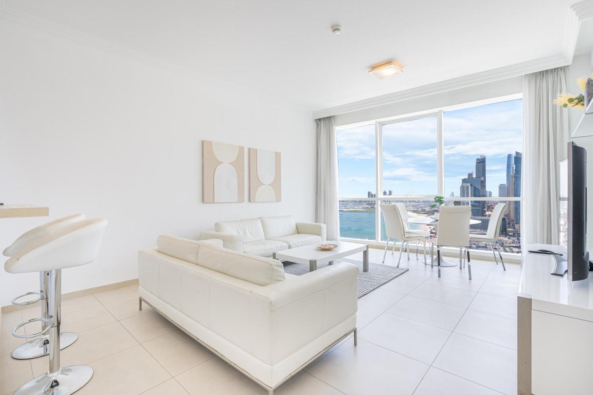 Jbr With Incredible View & Private