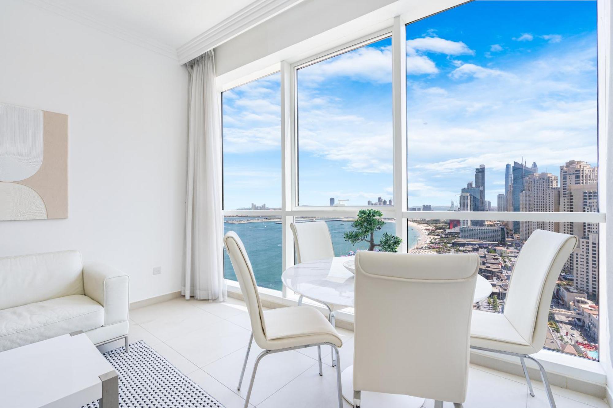 Jbr With Incredible View & Private Apartment